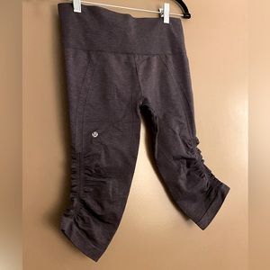 Lululemon In the Flow Crops